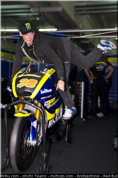 moto2__276_aragon_motorland_2012
