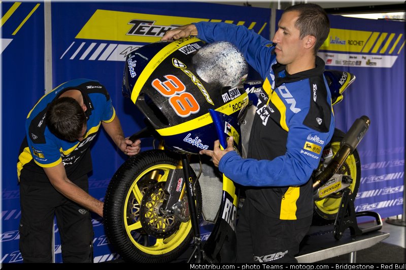 moto2__279_aragon_motorland_2012