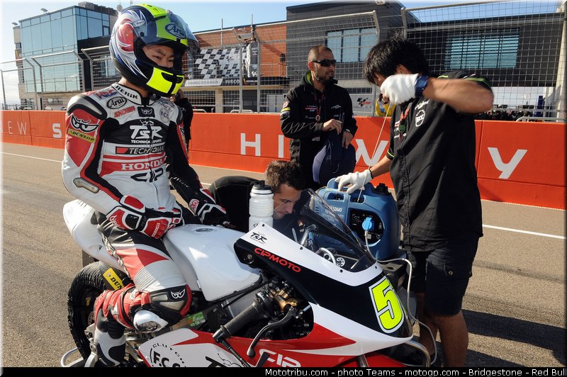 moto3_fuji_0016_aragon_motorland_2012