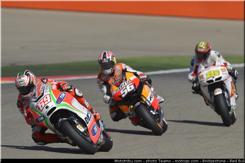 motogp_0028_aragon_motorland_2012
