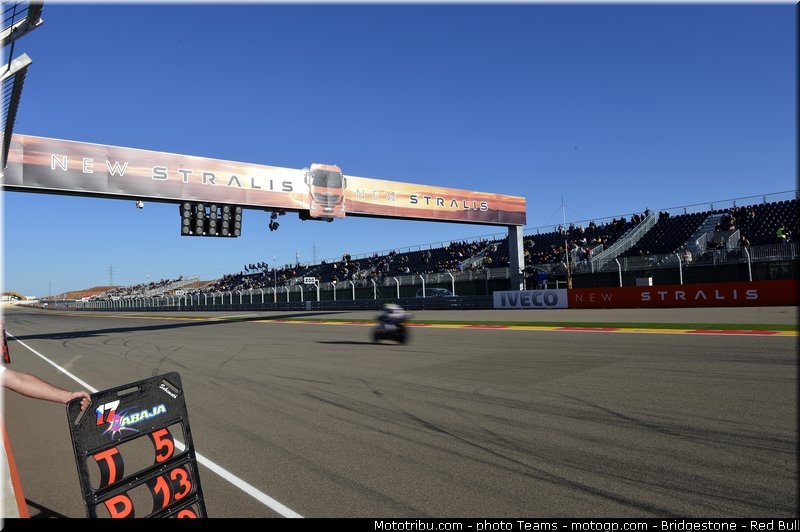 motogp_ambiance_0005_aragon_motorland_2012