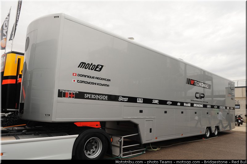 motogp_ambiance_0007_aragon_motorland_2012
