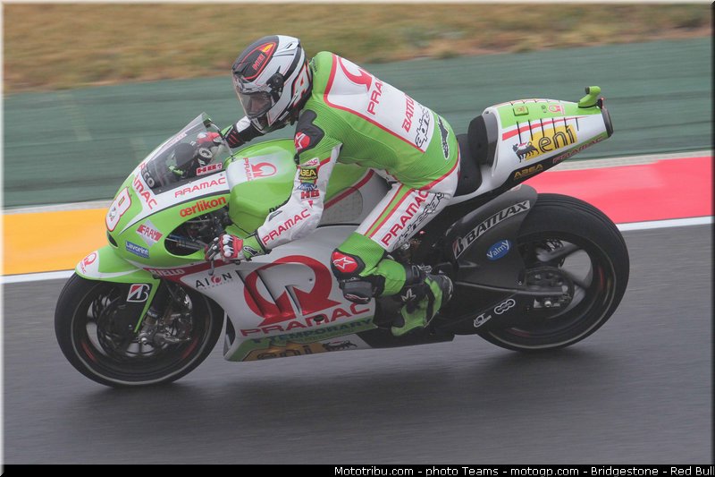 motogp_barbera_0006_aragon_motorland_2012