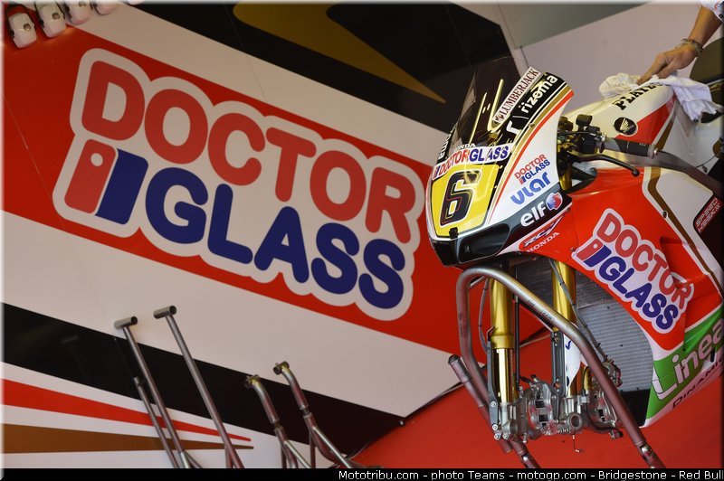 motogp_bradl_0009_aragon_motorland_2012