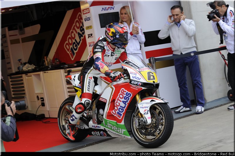 motogp_bradl_0017_aragon_motorland_2012