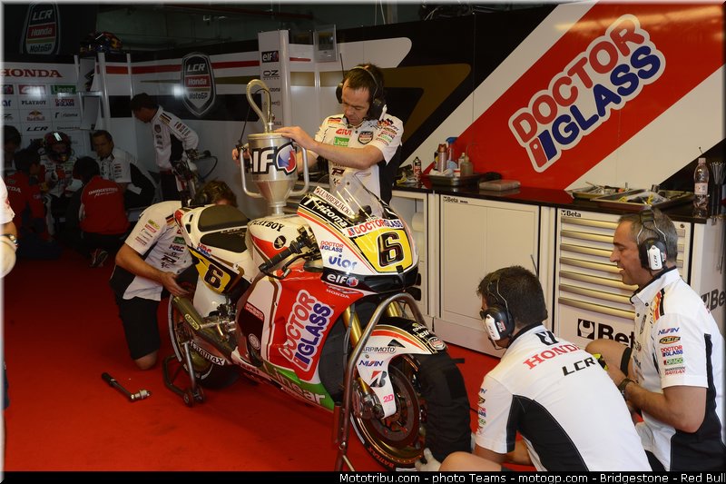 motogp_bradl_0022_aragon_motorland_2012