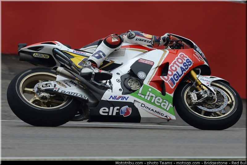 motogp_bradl_0023_aragon_motorland_2012
