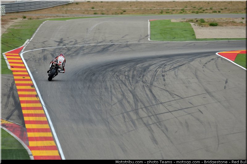 motogp_bradl_0027_aragon_motorland_2012