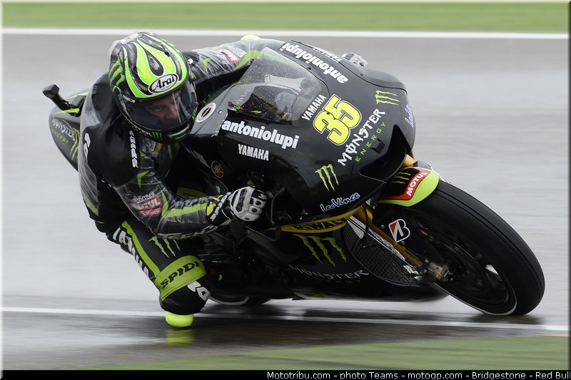 motogp_crutchlow_0008_aragon_motorland_2012