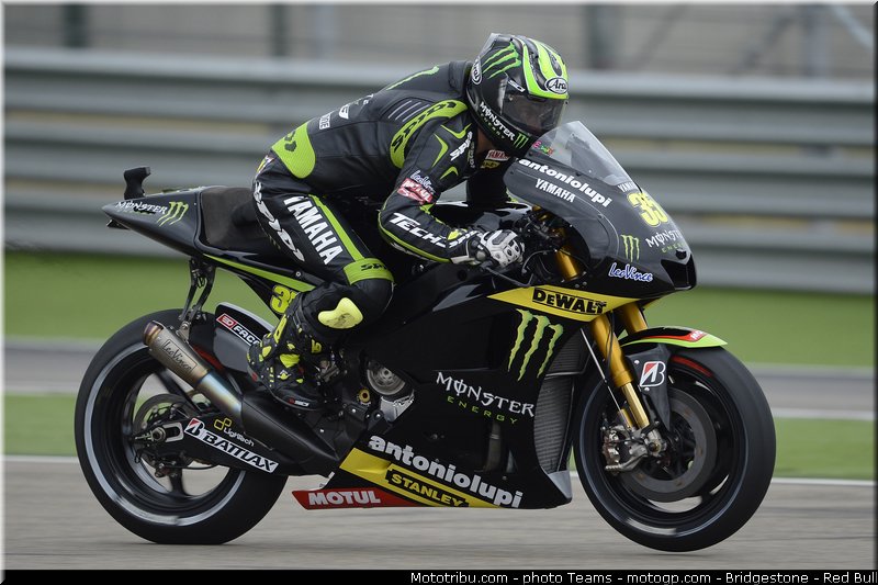 motogp_crutchlow_0013_aragon_motorland_2012