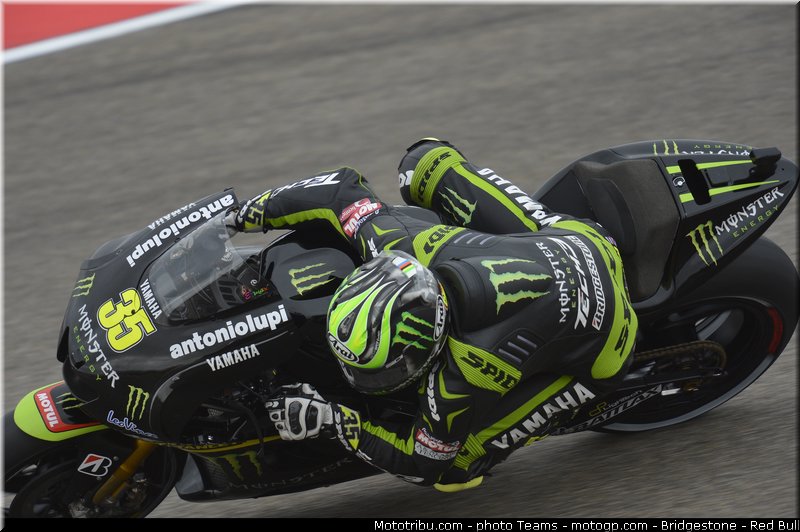 motogp_crutchlow_0017_aragon_motorland_2012