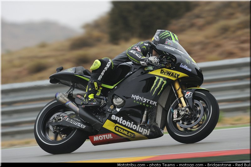 motogp_crutchlow_0020_aragon_motorland_2012