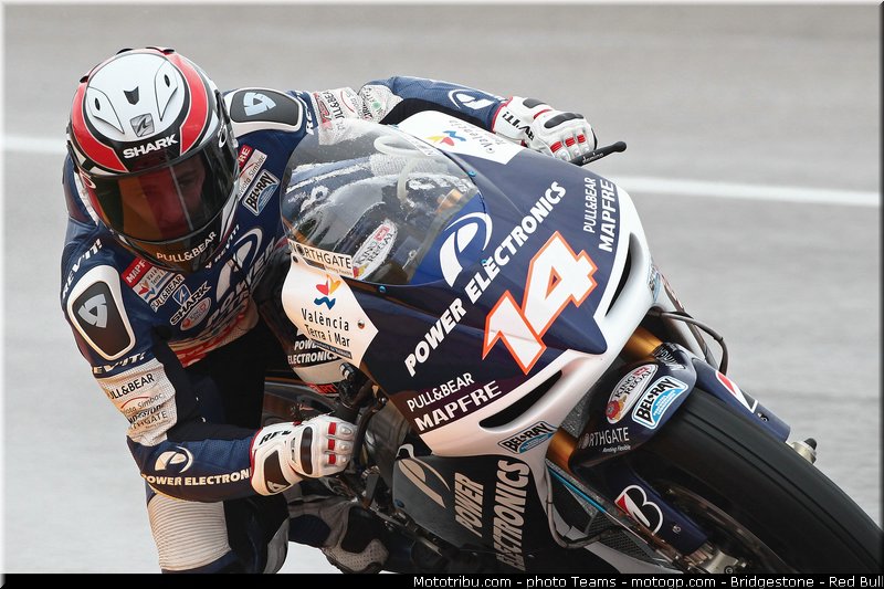motogp_de_puniet_0002_aragon_motorland_2012