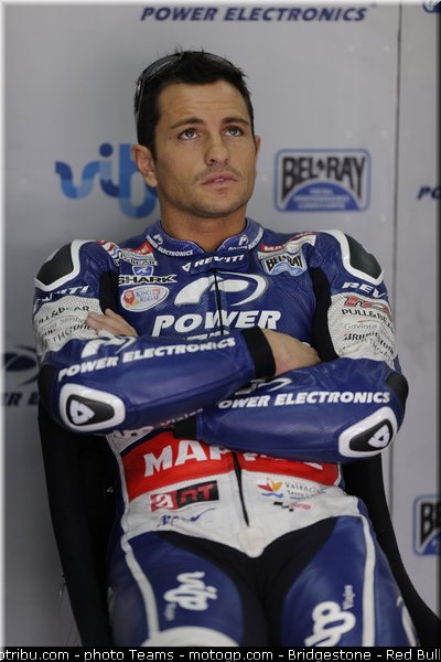 motogp_de_puniet_0012_aragon_motorland_2012