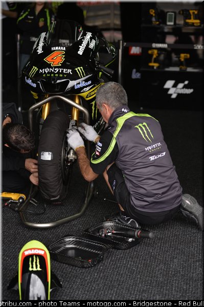 motogp_dovizioso_0001_aragon_motorland_2012