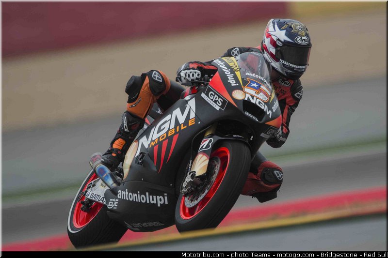 motogp_edwards_0004_aragon_motorland_2012