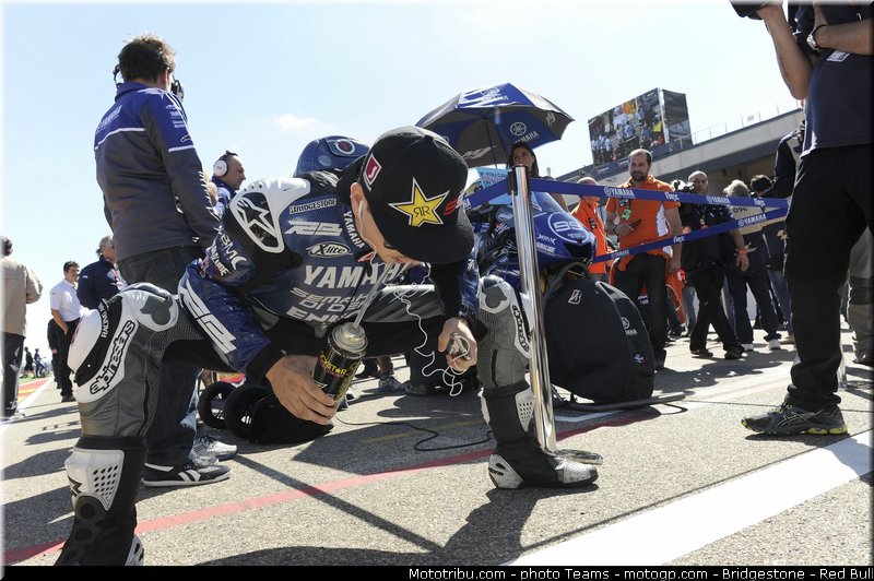 motogp_lorenzo_0001_aragon_motorland_2012