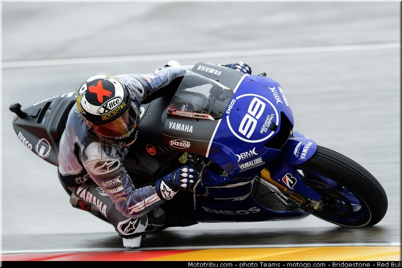 motogp_lorenzo_0006_aragon_motorland_2012