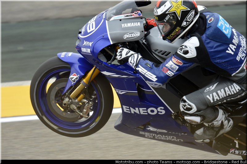 motogp_lorenzo_0009_aragon_motorland_2012