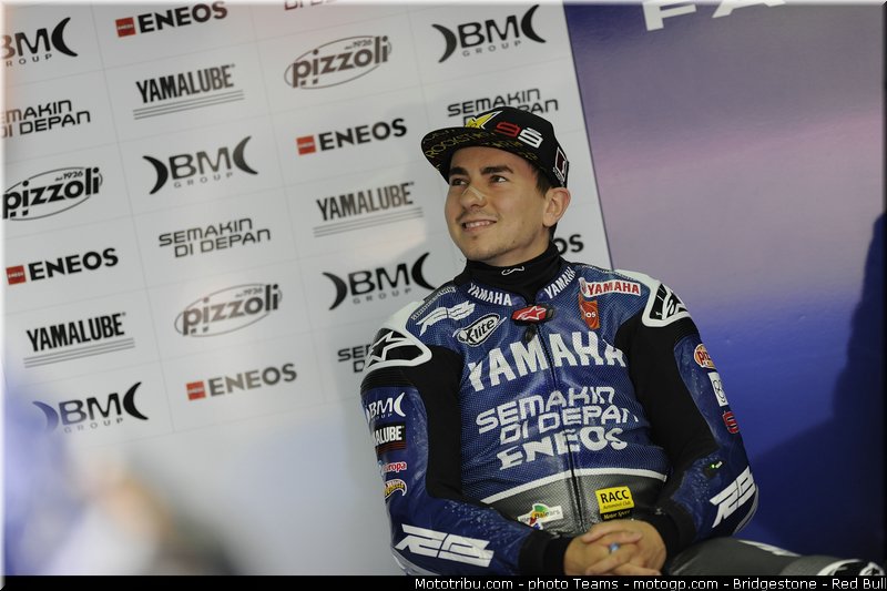 motogp_lorenzo_0018_aragon_motorland_2012