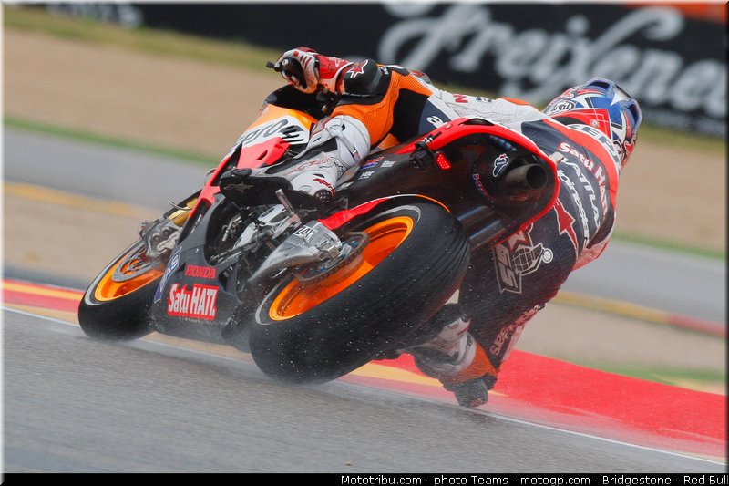 motogp_rea_0006_aragon_motorland_2012