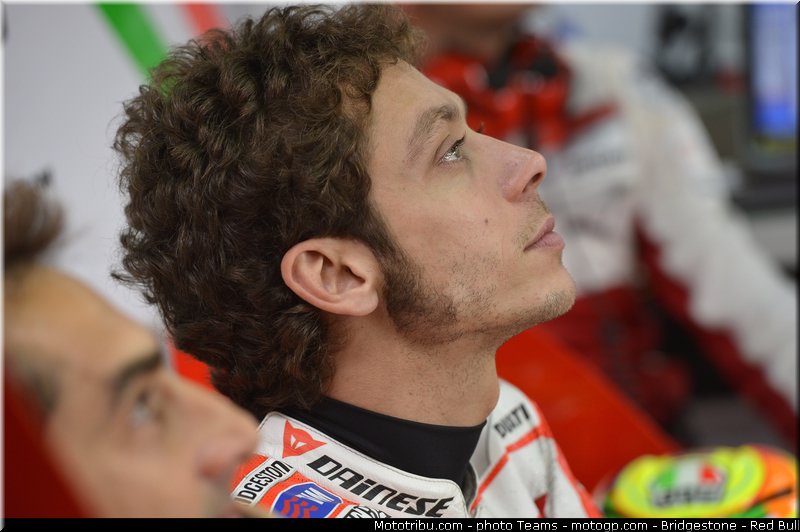 motogp_rossi_0004_aragon_motorland_2012