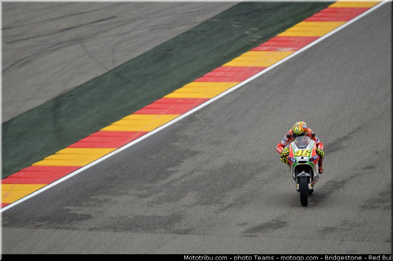 motogp_rossi_0009_aragon_motorland_2012