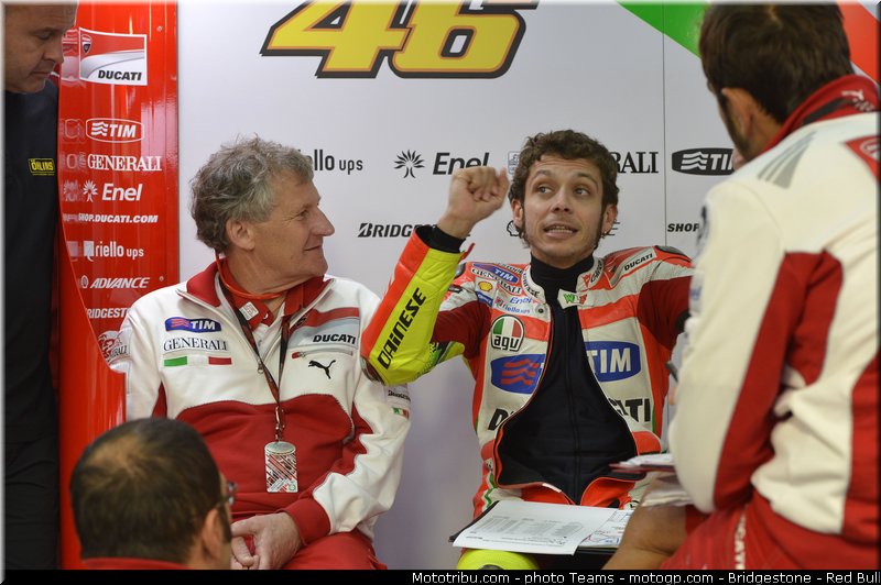 motogp_rossi_0010_aragon_motorland_2012