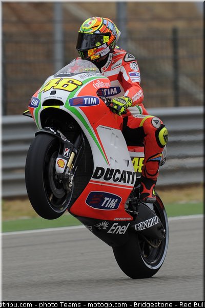 motogp_rossi_0015_aragon_motorland_2012