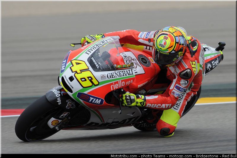 motogp_rossi_0016_aragon_motorland_2012