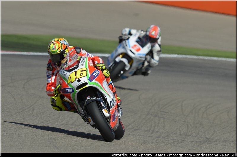 motogp_rossi_0022_aragon_motorland_2012