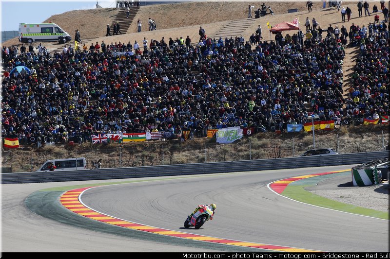 motogp_rossi_0025_aragon_motorland_2012