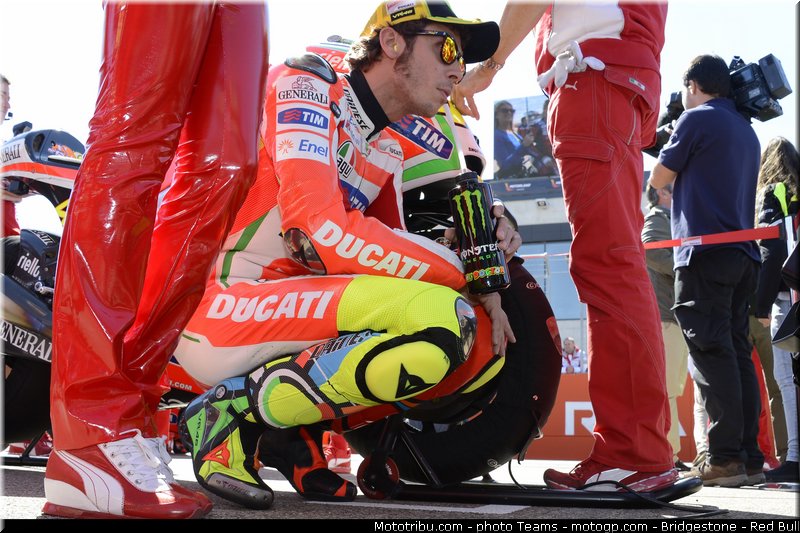 motogp_rossi_0026_aragon_motorland_2012
