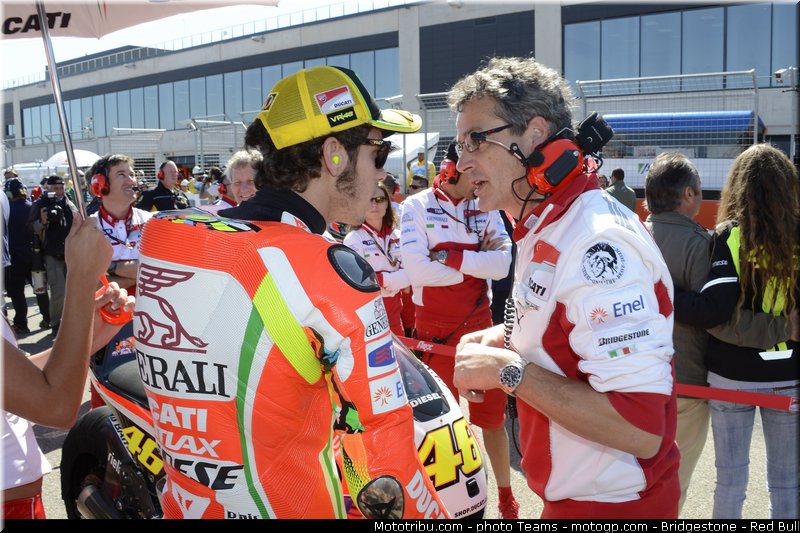 motogp_rossi_0027_aragon_motorland_2012