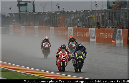 moto2__008_aragon_motorland_2012.jpg