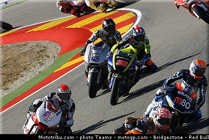 moto2__011_aragon_motorland_2012.jpg