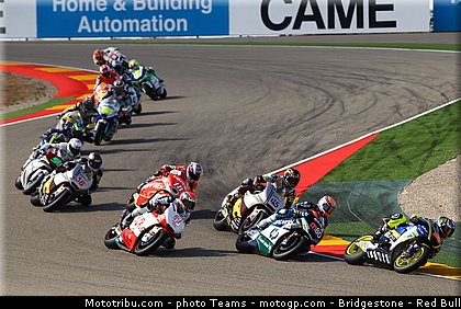 moto2__018_aragon_motorland_2012.jpg