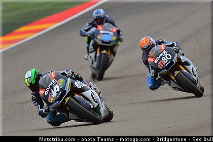 moto2__020_aragon_motorland_2012.jpg