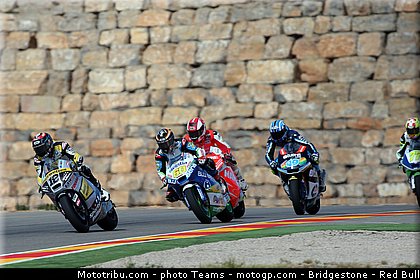 moto2__042_aragon_motorland_2012.jpg
