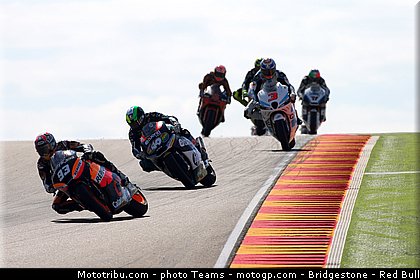 moto2__048_aragon_motorland_2012.jpg