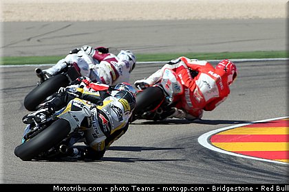 moto2__057_aragon_motorland_2012.jpg