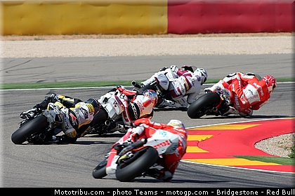 moto2__058_aragon_motorland_2012.jpg