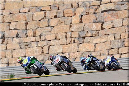 moto2__068_aragon_motorland_2012.jpg