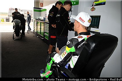 moto2__076_aragon_motorland_2012.jpg