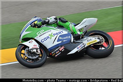 moto2__088_aragon_motorland_2012.jpg