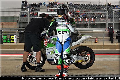 moto2__161_aragon_motorland_2012.jpg