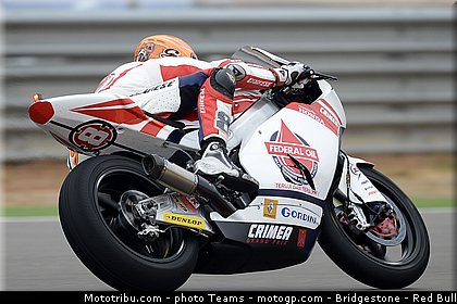 moto2__229_aragon_motorland_2012.jpg
