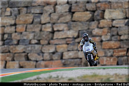 moto2__258_aragon_motorland_2012.jpg