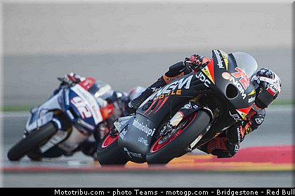 moto2__300_aragon_motorland_2012.jpg
