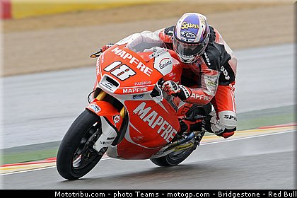 moto2__302_aragon_motorland_2012.jpg
